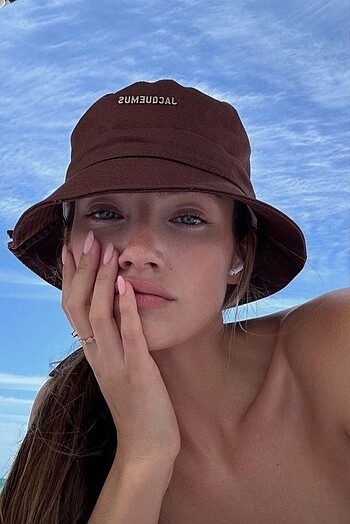 Jacquemus bucket şapka