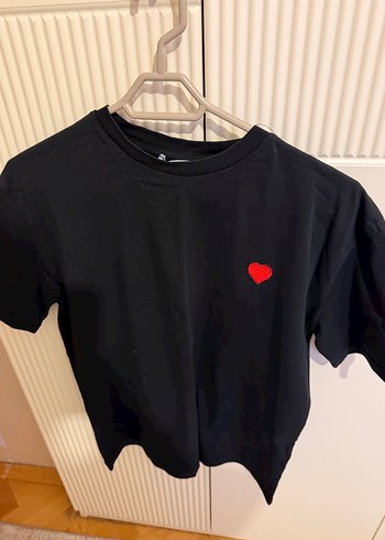 Siyah Nakışlı Kadın Tişört - Görsel 3