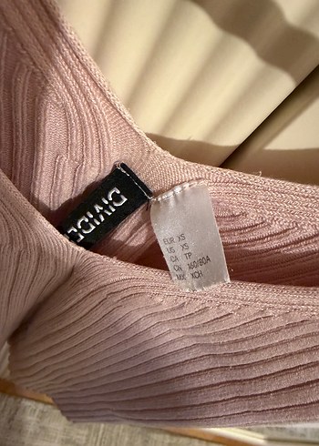 Pembe V Yaka İnce Askılı Örme Mini Atlet - Görsel 2