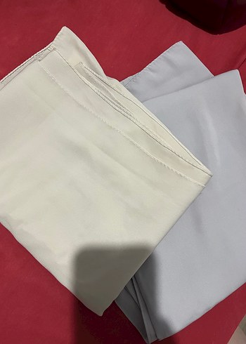 Kadın Pilili Beyaz ve Gri Basic Şal
