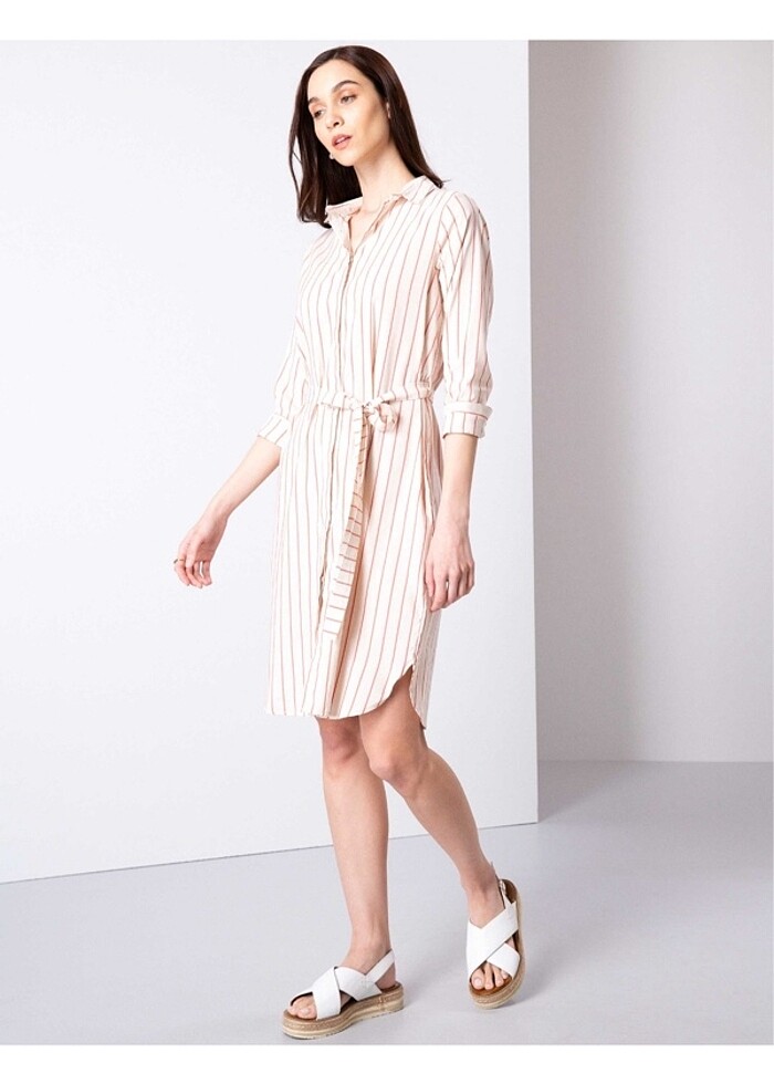 Gömlek yaka keten karışımlı nar çiçeği rengi dokuma elbise - Görsel 2