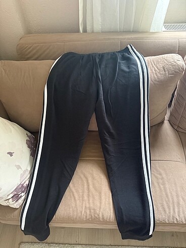m Beden Adidas eşofman altı
