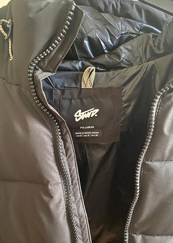 Pull and Bear Fermuarlı Siyah Erkek Kışlık Mont