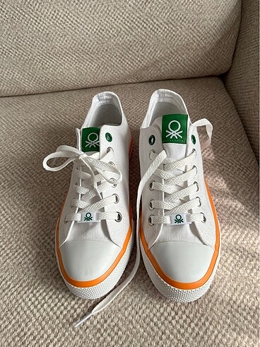 Converse beyaz ayakkabı