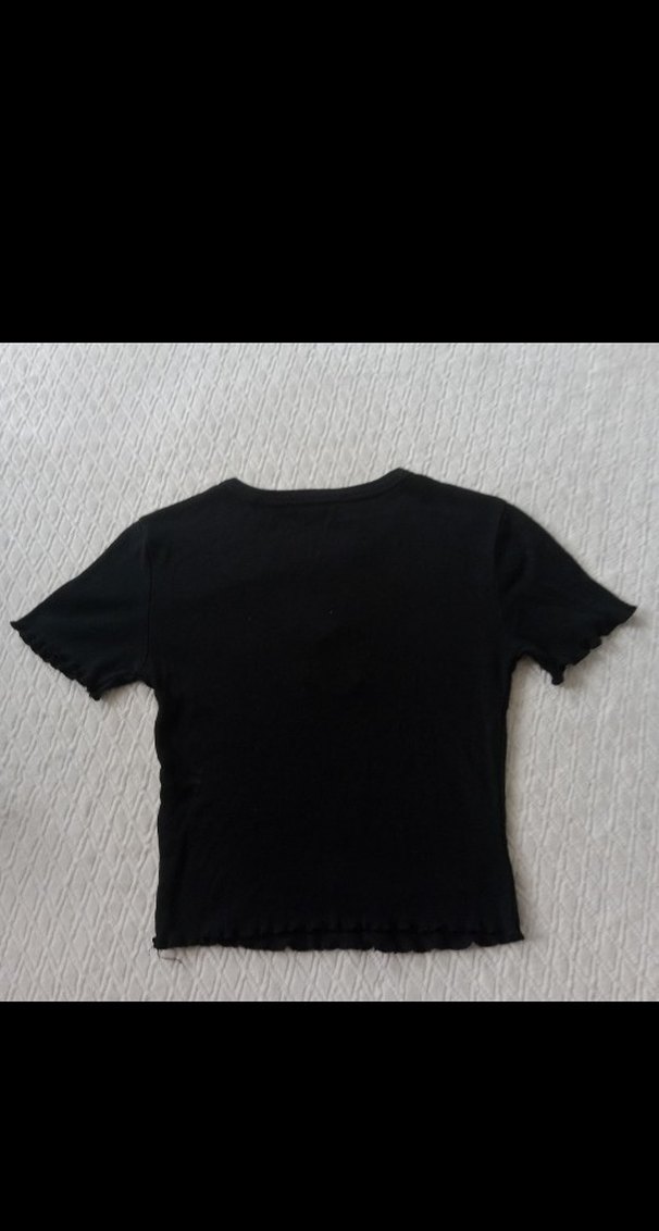 Düğmeli Siyah Kısa Kollu Baskılı Tişört - Görsel 2