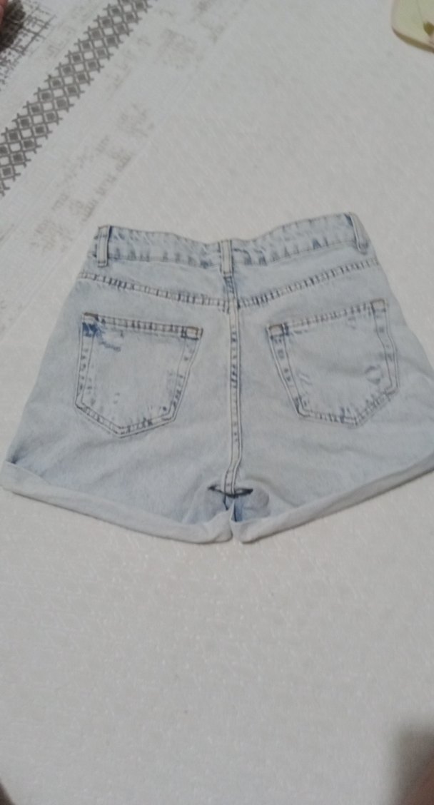 Kadın Mavi Yırtık Denim Şort 34 beden - Görsel 2