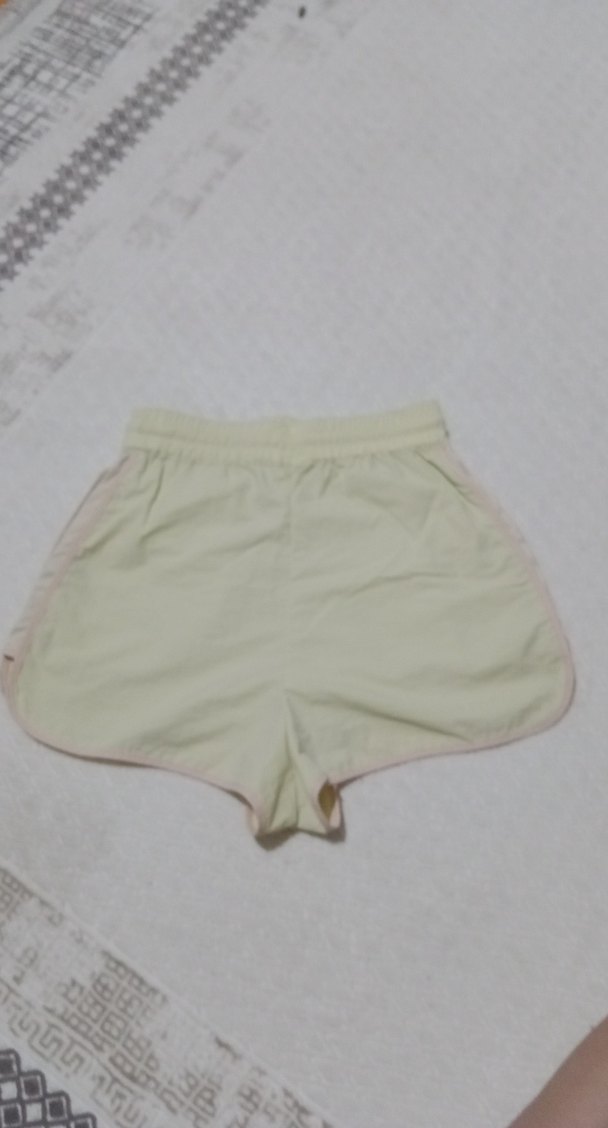 Beyaz Pamuklu Mini Deniz Şortu - Görsel 2