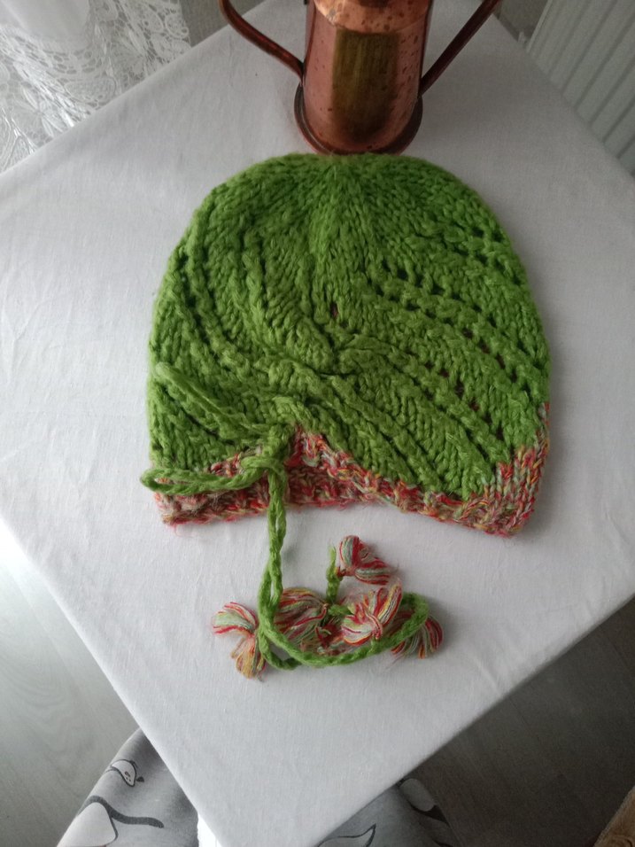 Renkli Örgü Kadın  el emeği Bere - Görsel 2