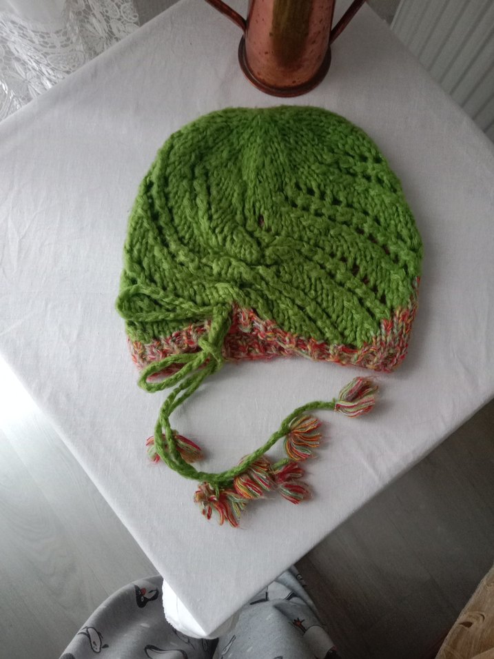 Renkli Örgü Kadın  el emeği Bere - Görsel 3