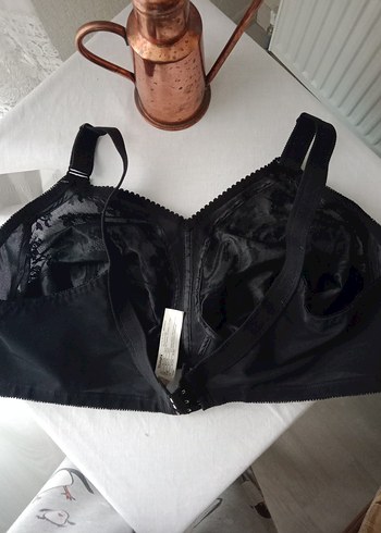 Triumph Doreen Siyah Dantelli Toparlayıcı Sütyen - Görsel 6