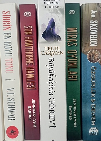  Beden Büyükelçinin Görevi - Trudi Canavan roman