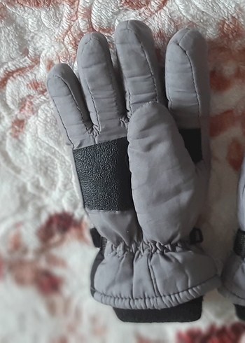 Gri Erkek çocuk kâr  Eldiveni, Sokak Stili - Görsel 2