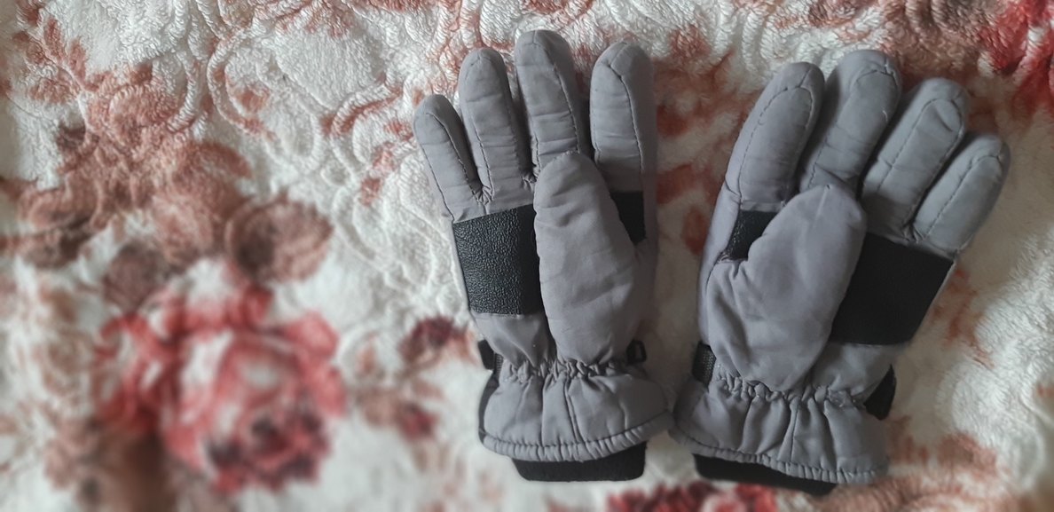 Gri Erkek çocuk kâr  Eldiveni, Sokak Stili - Görsel 2