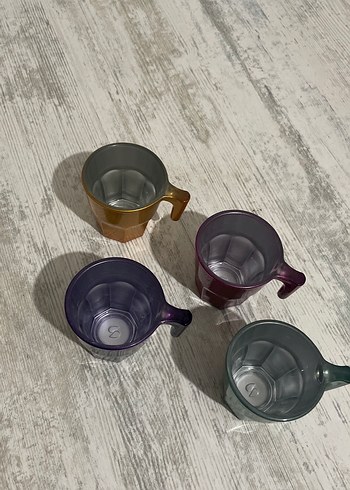 Paşabahçe Renkli, Koyu Tonlu Plastik Kahve Fincanları Seti