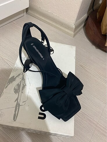 Topuklu ayakkabı - Görsel 5