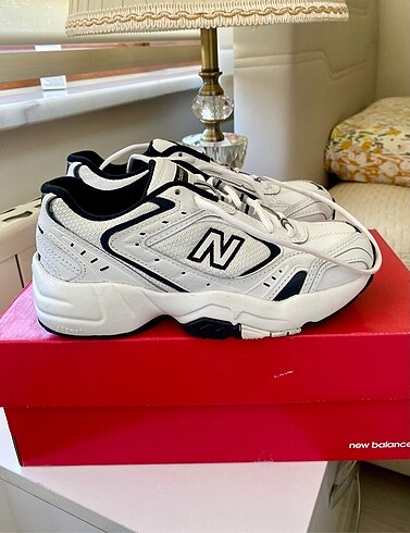 NEW BALANCE ORJİNAL AYAKKABI