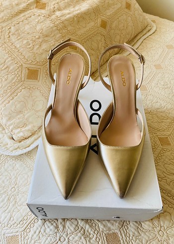 Aldo Altın Renkli Stiletto Topuklu Ayakkabı