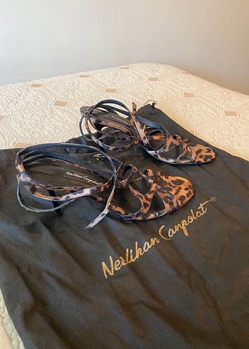 Neslihan Canpolat NESLİHAN CANPOLAT AYAKKABI