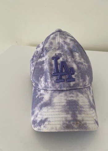 New Era Mor Gri Batik Desenli Şapka