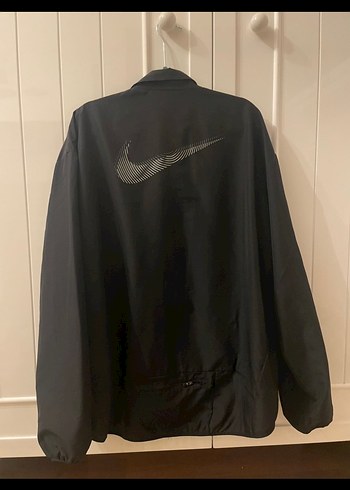 Nike Dri-Fit Siyah Kadın Koşu rüzgarlık - Görsel 4