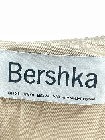 xs Beden ten rengi Renk Bershka Bomber %70 İndirimli.
