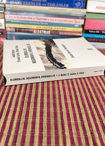 Beden Renk Olumsallık, Hegemonya Evrensellik