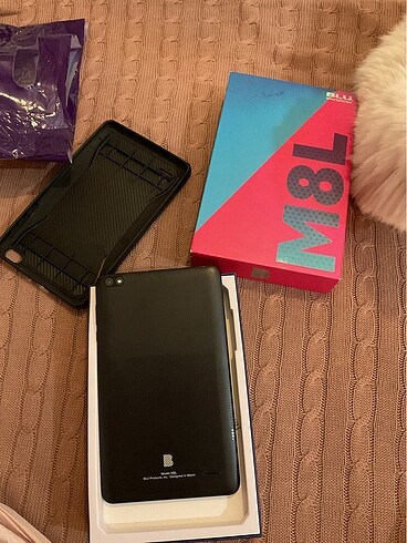 M8L Tablet
