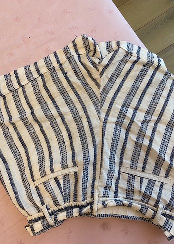 Bej Çizgili Pilili keten yazlık Şort - Görsel 3