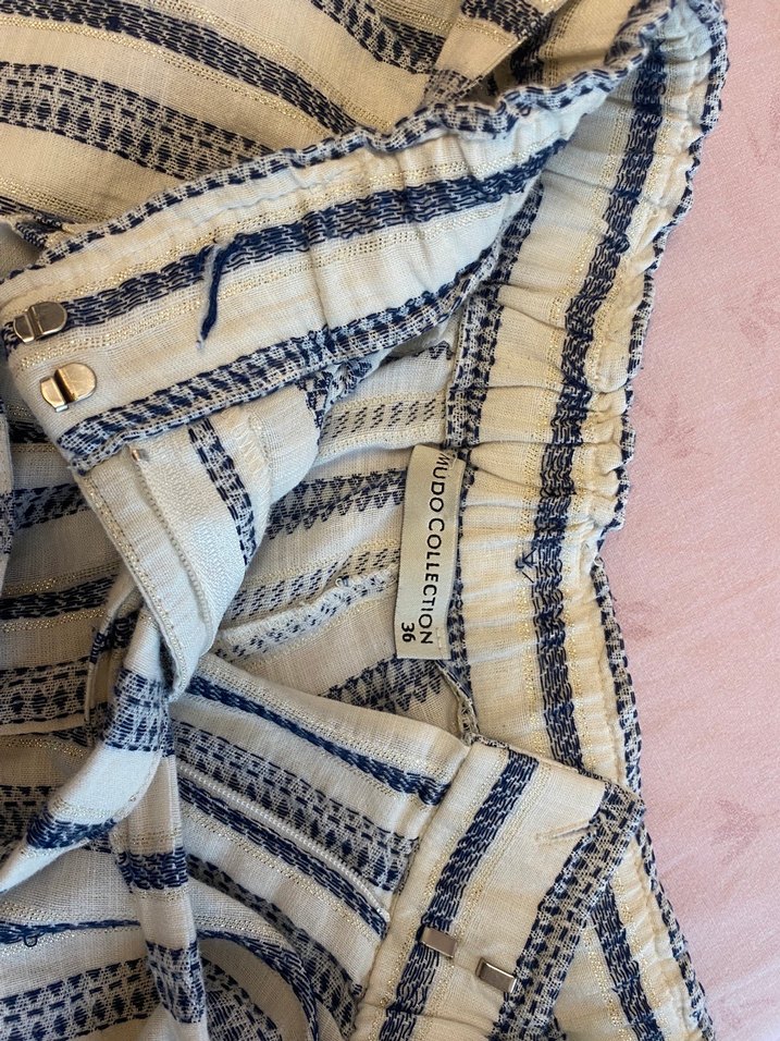 Bej Çizgili Pilili keten yazlık Şort - Görsel 4