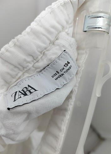 Zara 9 yaş çocuk beyaz pantolon