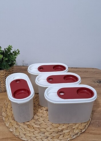 Tupperware oval set 4 lü 1.1 litre