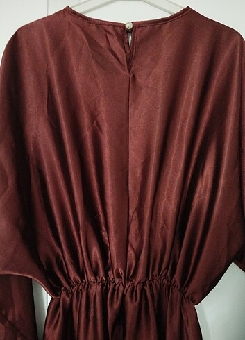 38 Beden bordo Renk Bordo saten kemerli elbise