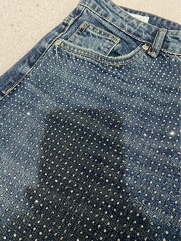 38 Beden Zara taşlı jean