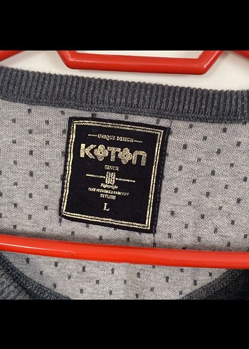 Gri V Yaka Erkek Yün Kazak - Görsel 3