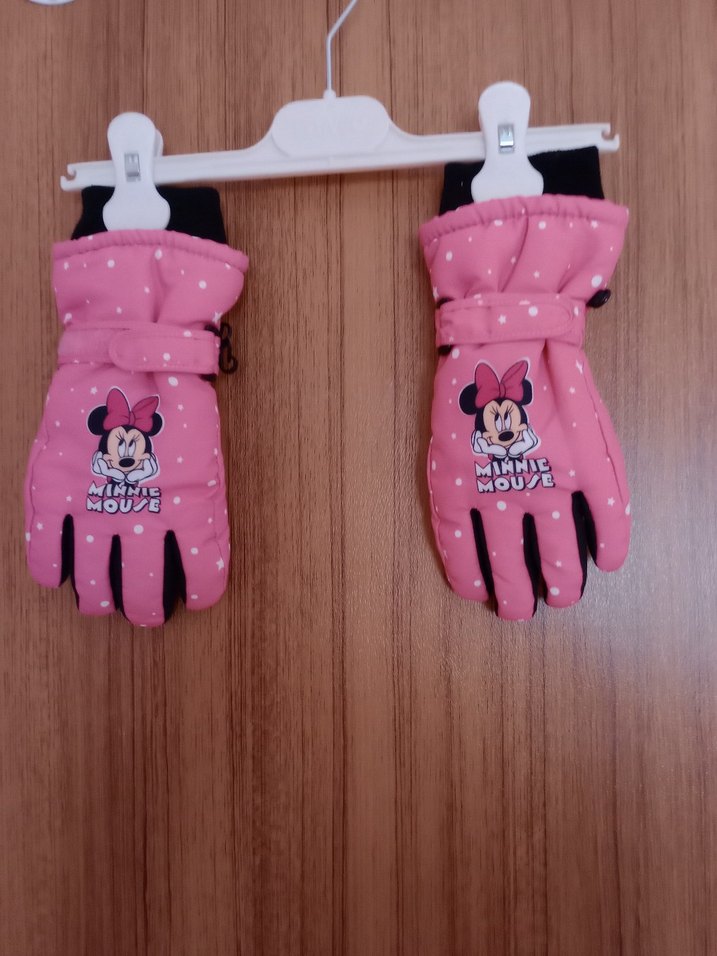 Kız Çocuk Minnie Baskılı Pembe Eldiven - Görsel 5