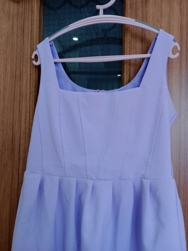 Mavi Midi Elbisesi, Kolsuz, Pileli - Görsel 4