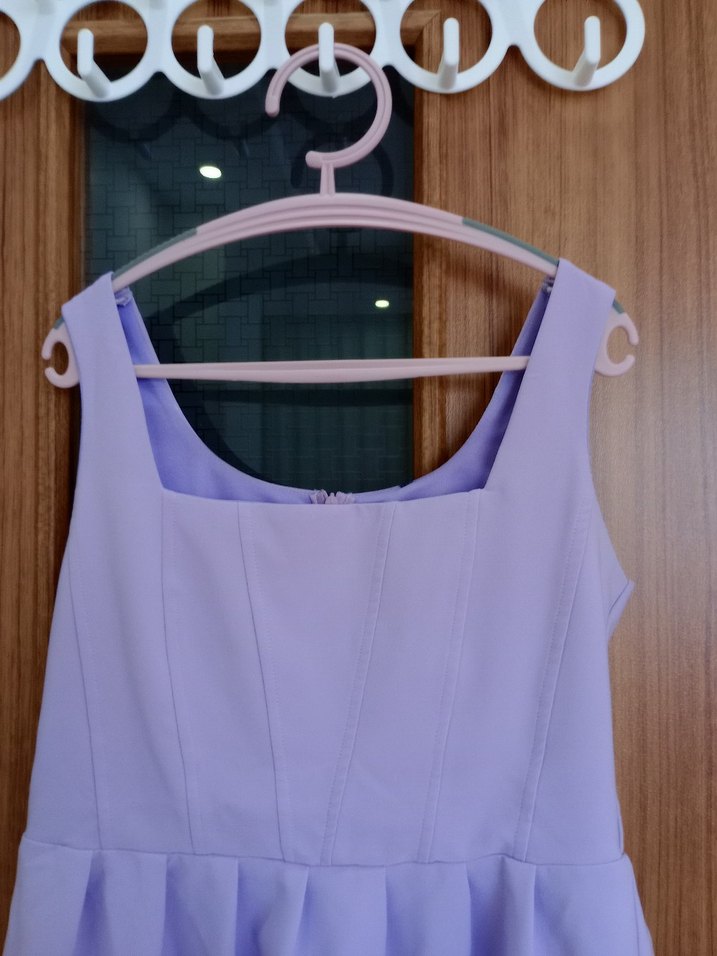 Mavi Midi Elbisesi, Kolsuz, Pileli - Görsel 3