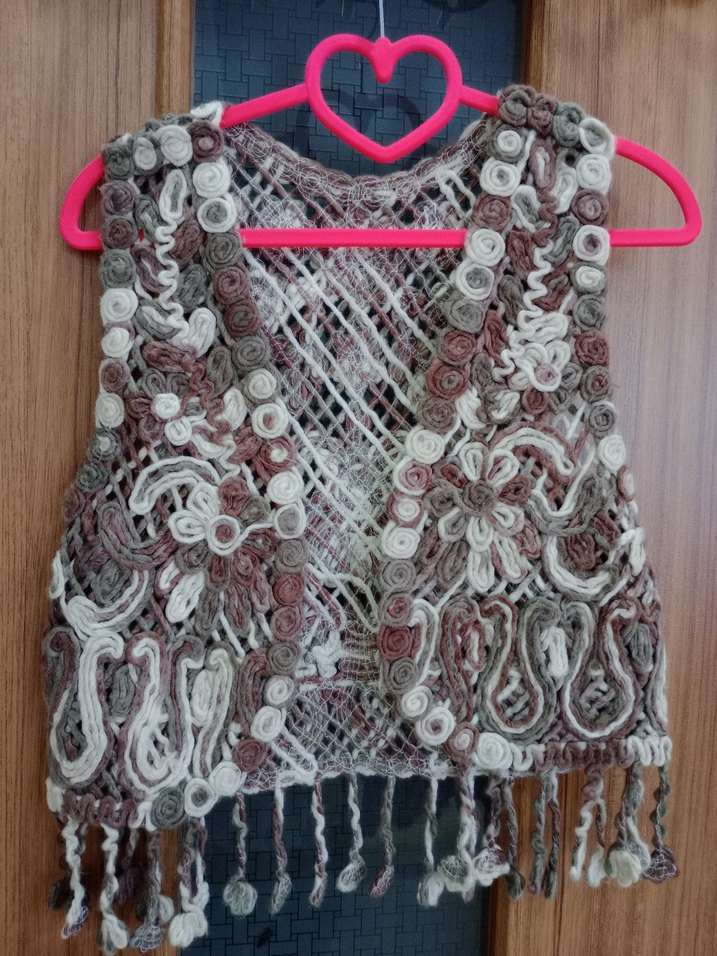 kadın yelek az kullanılmış 36/38 bedene uygundur. - Görsel 2