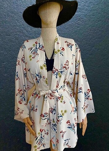 Desenli kimono