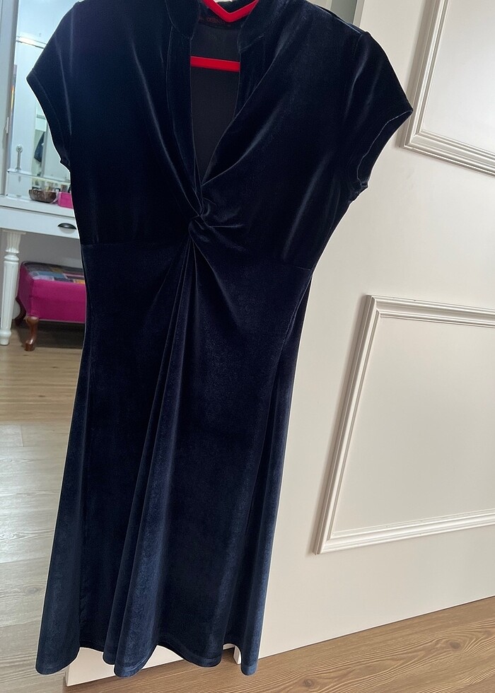 Kadife Elbise - Görsel 4
