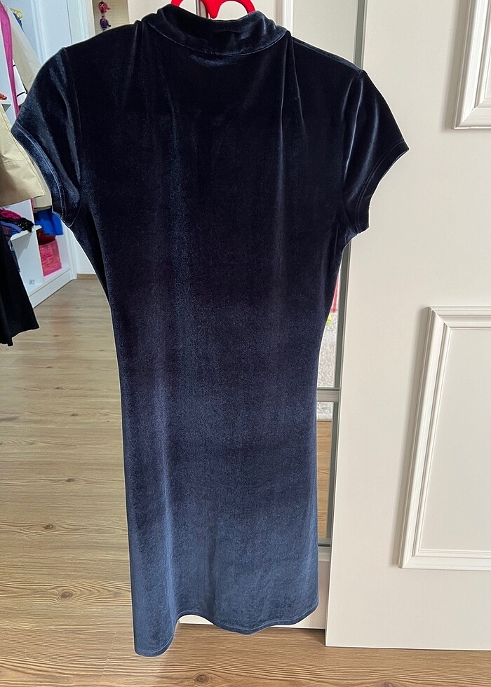 Kadife Elbise - Görsel 3