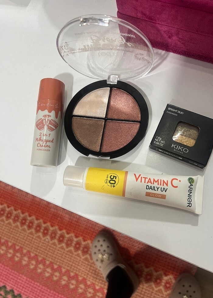 Makyaj; kapatıcı, far ve allık, güneş koruyucu - Görsel 3