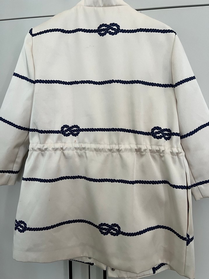 Network Düğmeli Beyaz Nakışlı Trençkot - Görsel 2