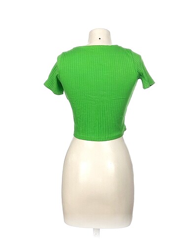 l Beden Diğer T-shirt %70 İndirimli.