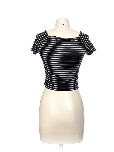 universal Beden Diğer T-shirt %70 İndirimli.