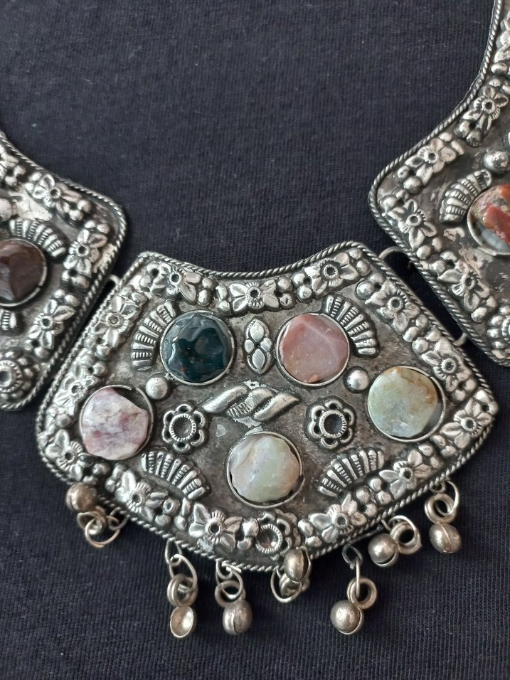 Hint Gümüşü Kolye - Görsel 2