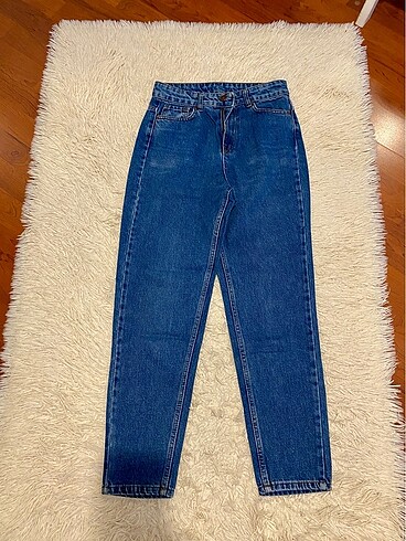 mom jean