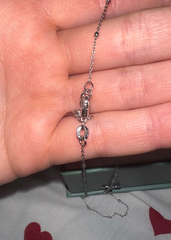 Zincir Detaylı Minimalist Kalp Kolye - Görsel 4