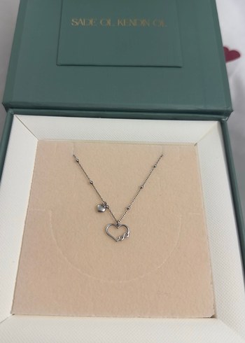 Zincir Detaylı Minimalist Kalp Kolye - Görsel 2