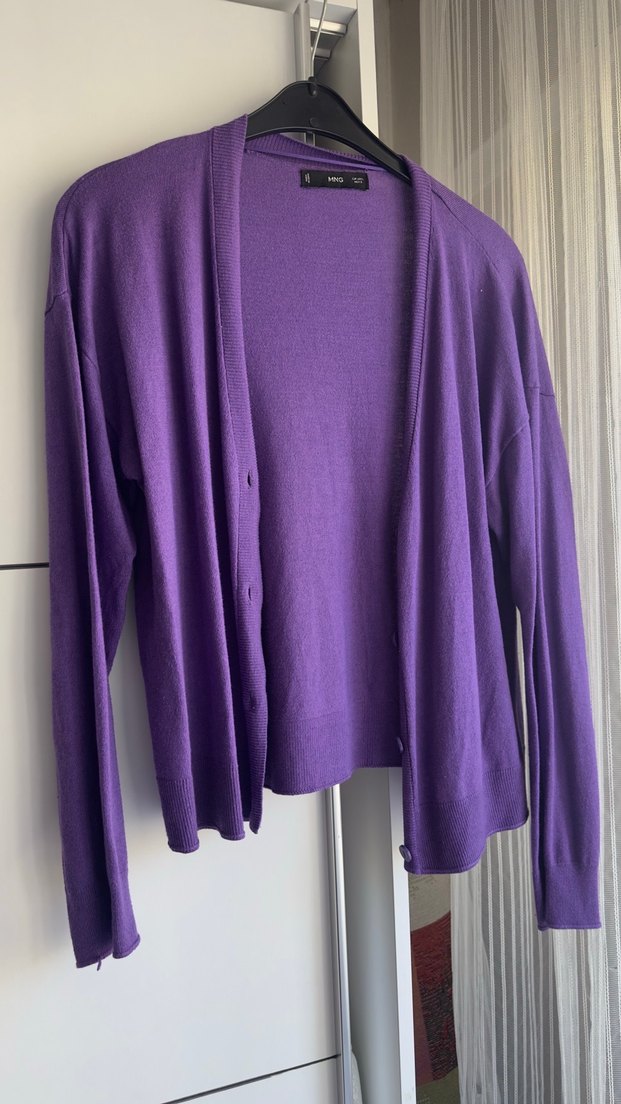 Mor Düğmeli Kadın Hırka - Görsel 3